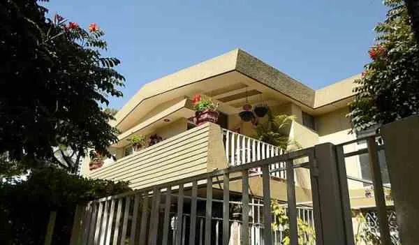 Dickinson Guest House