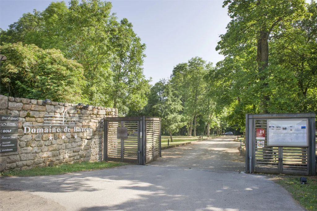 Hôtel Le Domaine de Barres